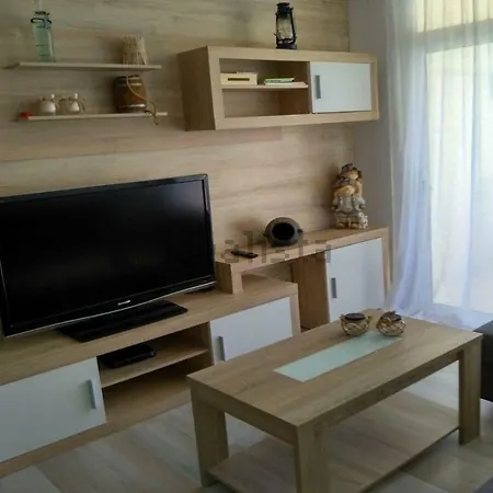Apartment Primera Linea De Mar Con Piscina En Ebrehogar